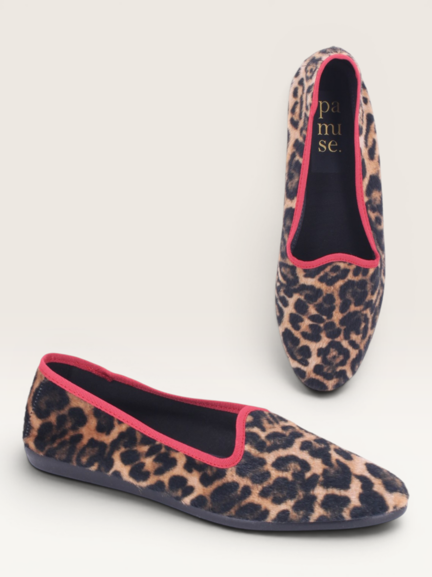 PAUSE RedLeopard