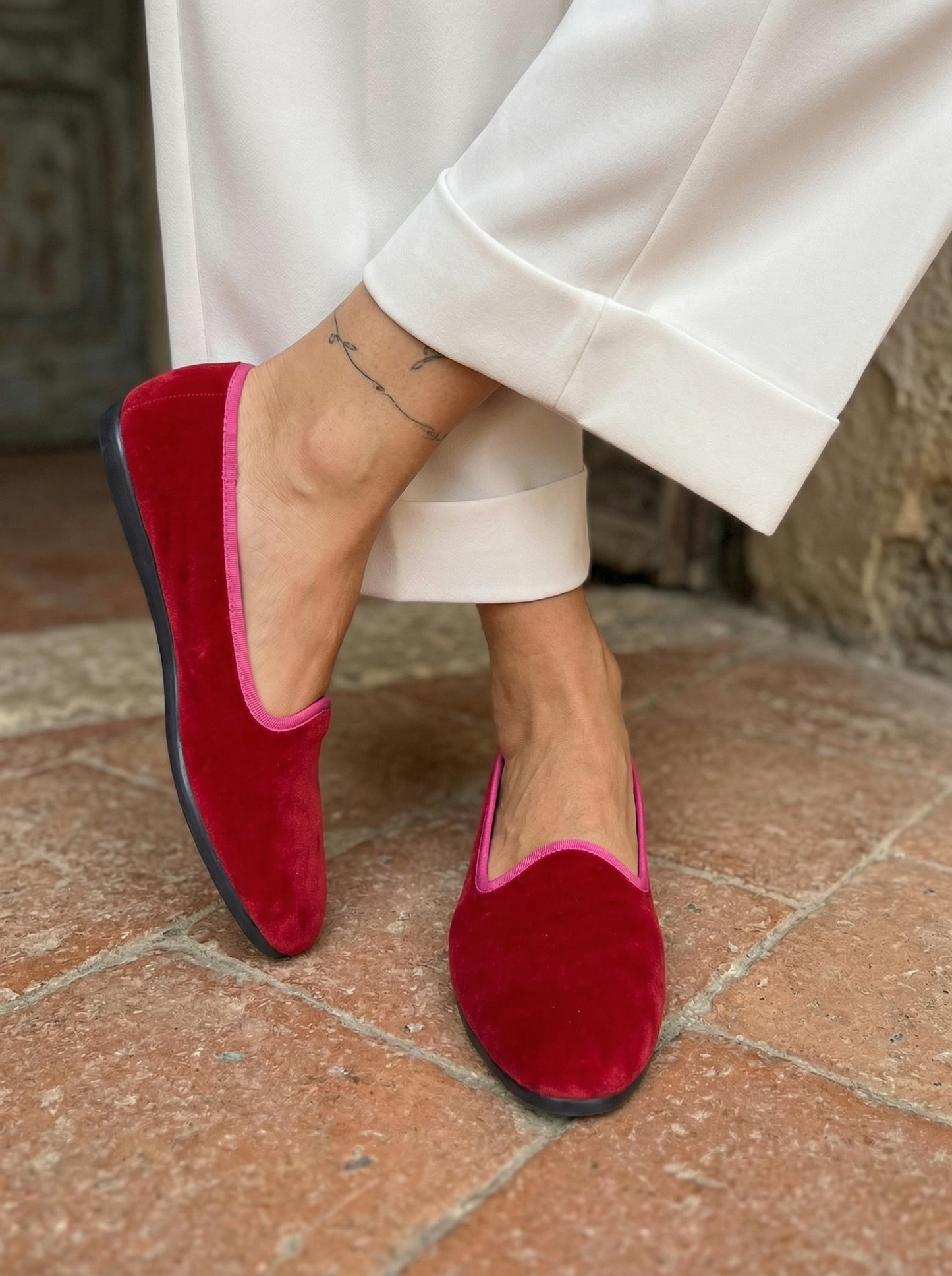 PAUSE RedFucsia