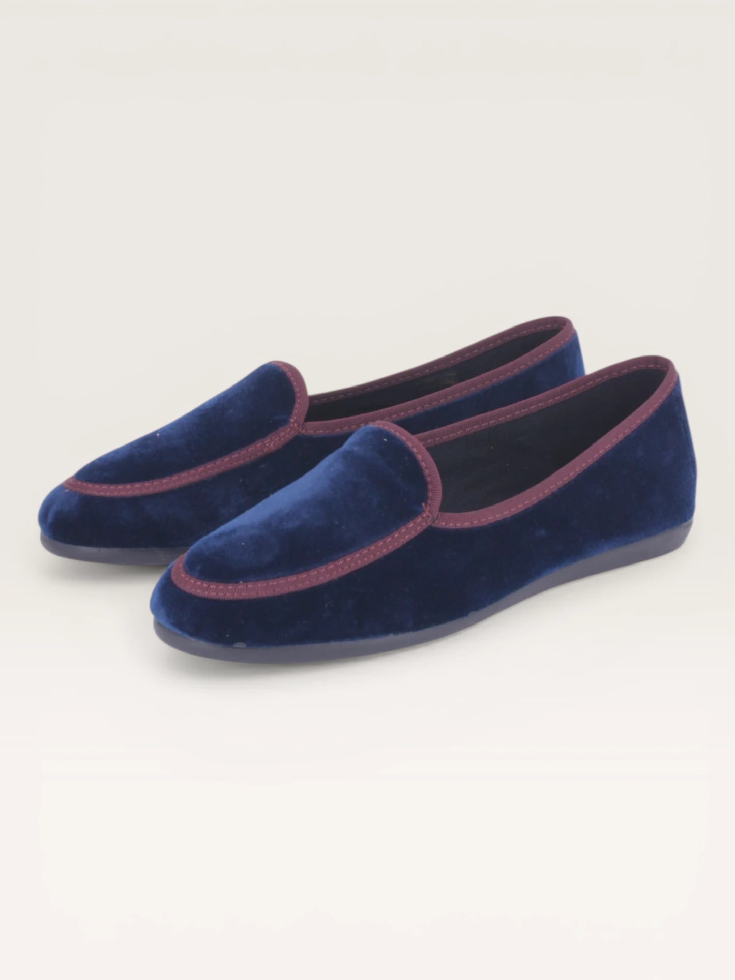 SENSE BlueBordeaux